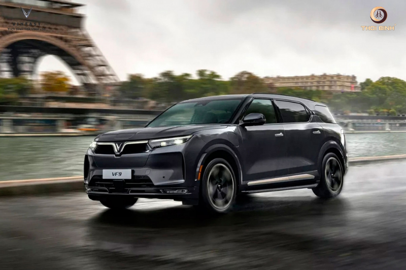 VinFast VF9 Đẳng cấp và tiện lợi khi sử dụng hệ thống trạm sạc V-GREEN tại Trà Vinh