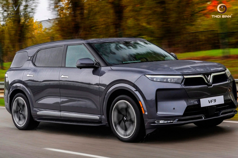 VinFast VF9 Đẳng cấp và tiện lợi khi sử dụng hệ thống trạm sạc V-GREEN tại Trà Vinh